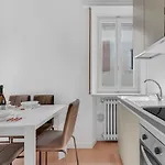 -centrale- Terrazza Sul Lago, La Brezza Del Garda Appartement *